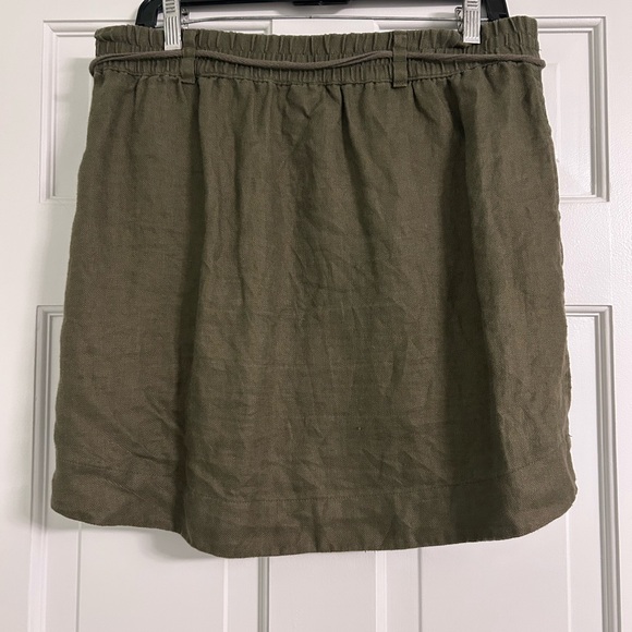 Light Weight Skirt - Picture 2 of 3